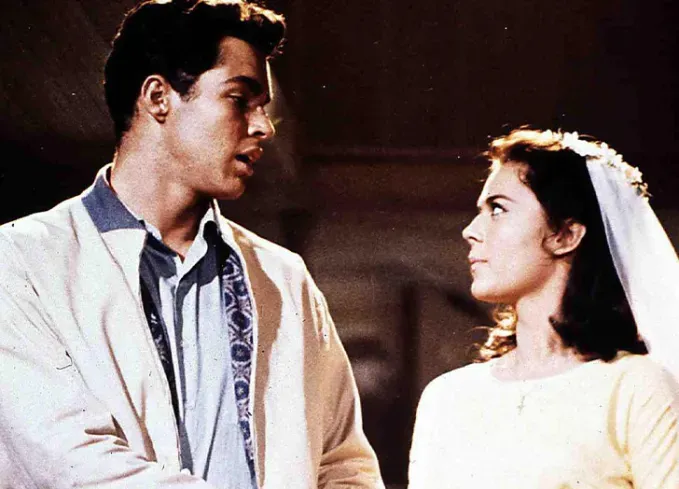 movie couples west side story' fetchpriority='auto' title='The 40 Most Iconic Movie Couples of All Time
