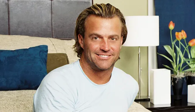 byron velvick the bachelor' fetchpriority='auto' title='A Complete List of Every Single Past Bachelor Ranked