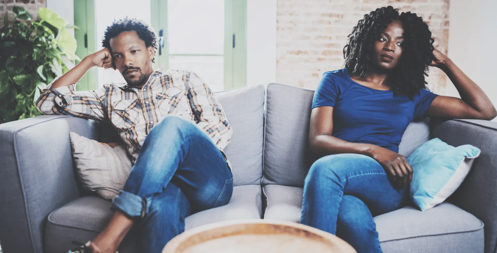 couple ignoring each other' title='phrases brilliant people say to put angry person in their place we’re on the same side' typeof='foaf:Image' decoding='async