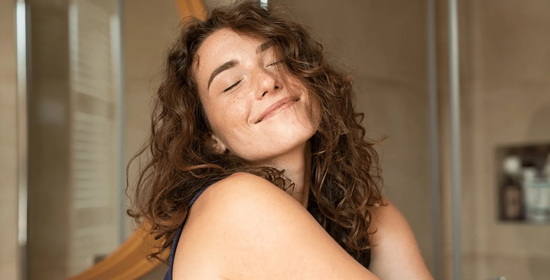 happy woman' title='Phrases Superficial People Often Say Without Even Realizing It' typeof='foaf:Image' decoding='async